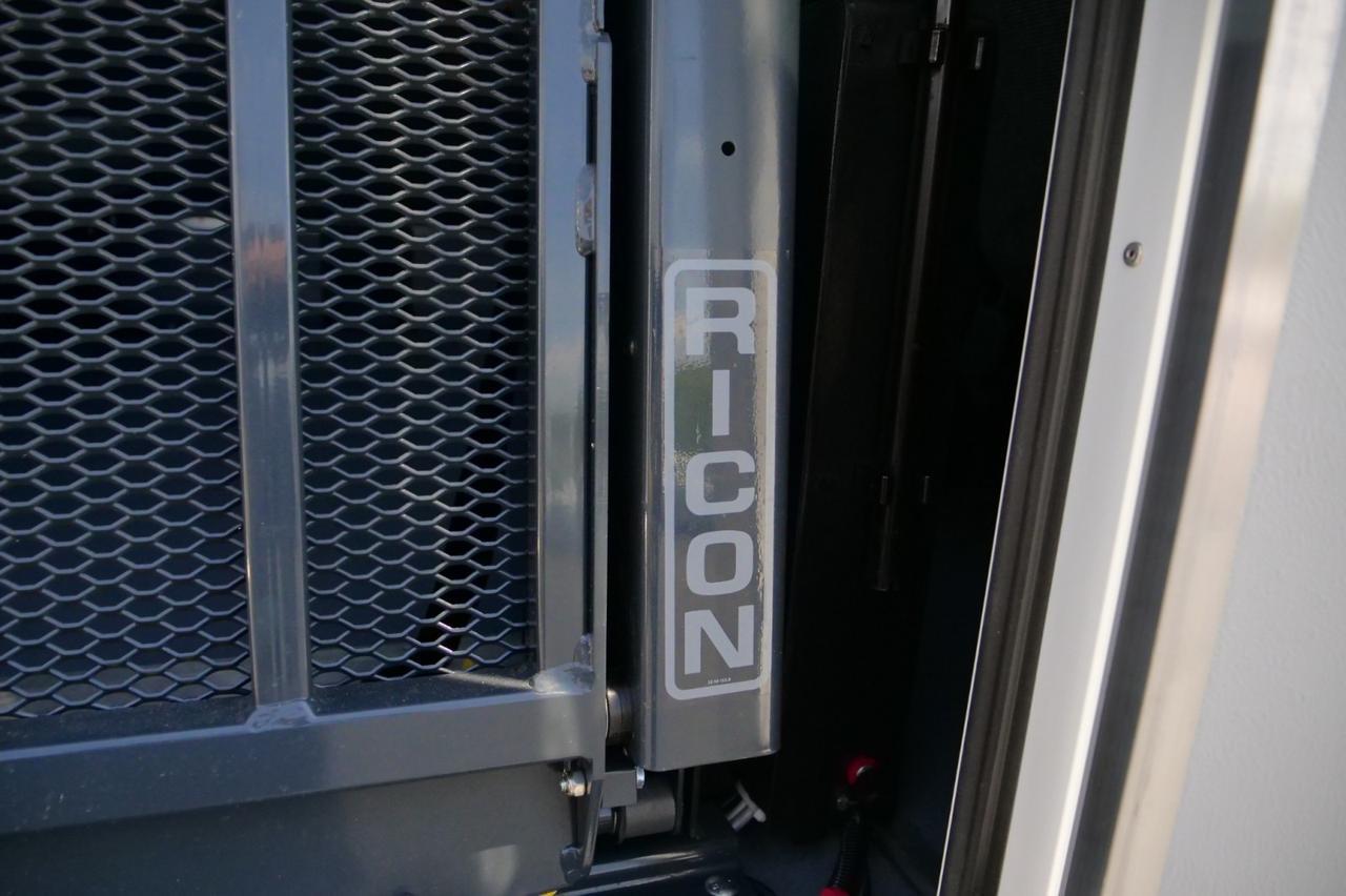 2017 Ford Super Duty F-550 DRW XL / Glaval Entourage Bus / Wheelchair Lift! Lincolnton NC