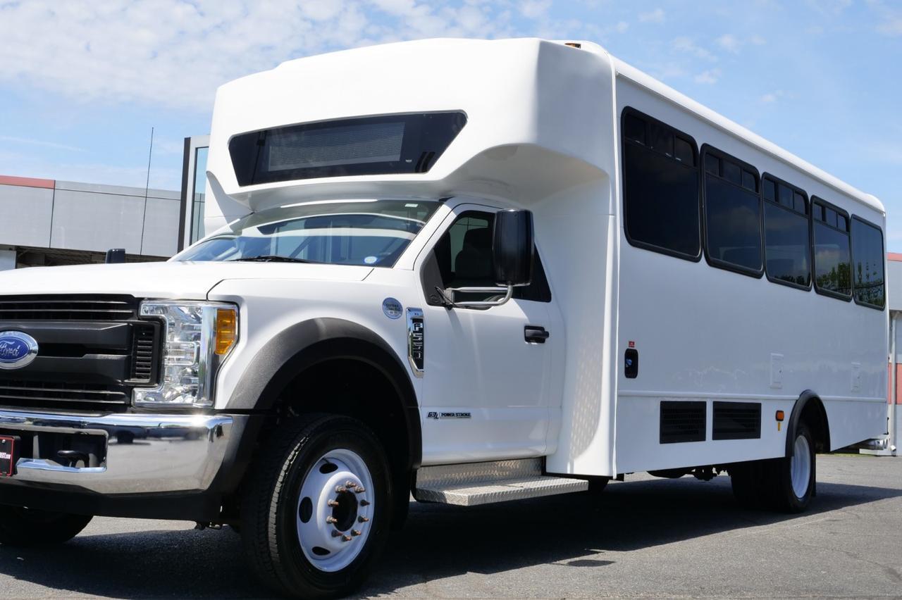 2017 Ford Super Duty F-550 DRW XL / Glaval Entourage Bus / Wheelchair Lift! Lincolnton NC