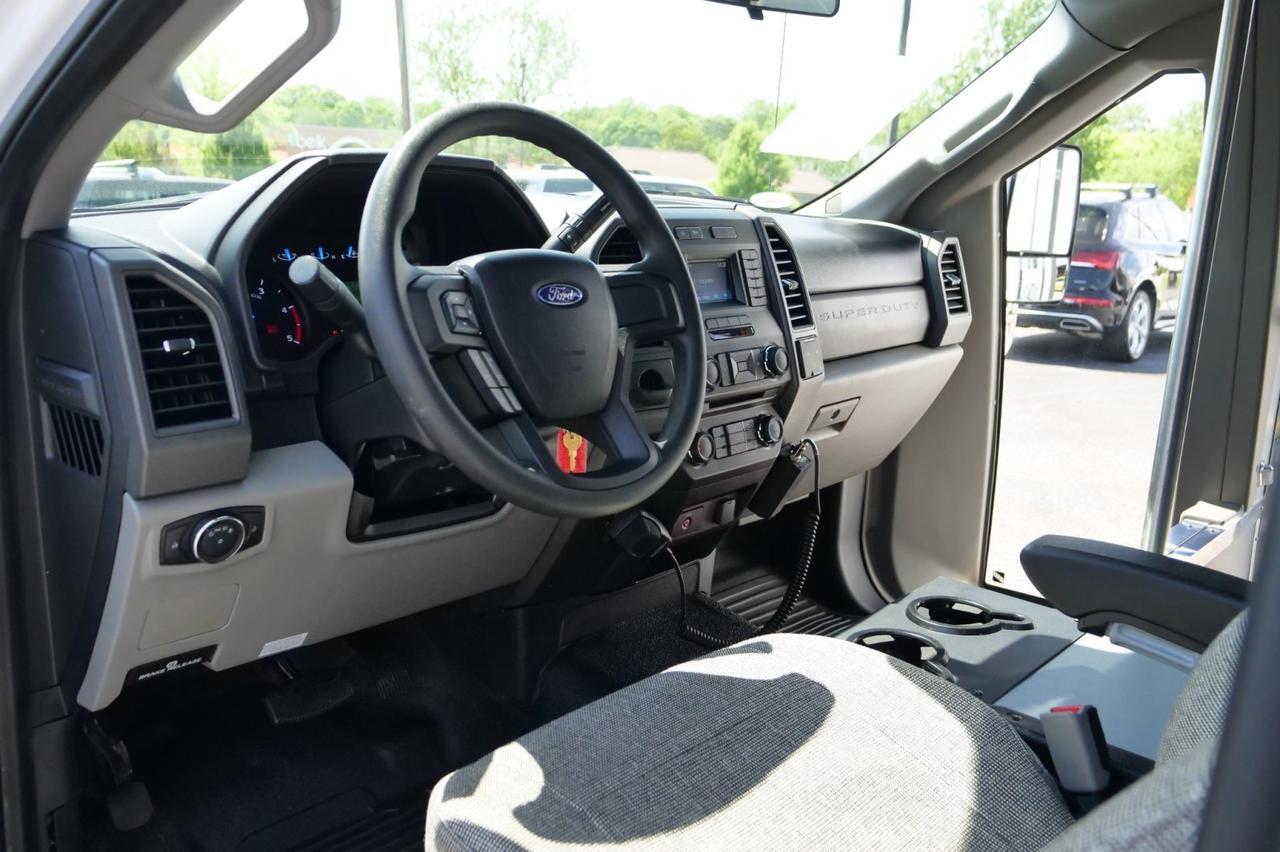 2017 Ford Super Duty F-550 DRW XL / Glaval Entourage Bus / Wheelchair Lift! Lincolnton NC