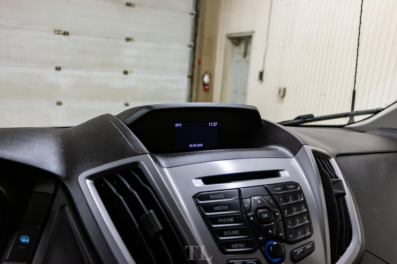 2017 Ford T-150 XLT Med Roof 8 Passenger BCam Red Deer AB