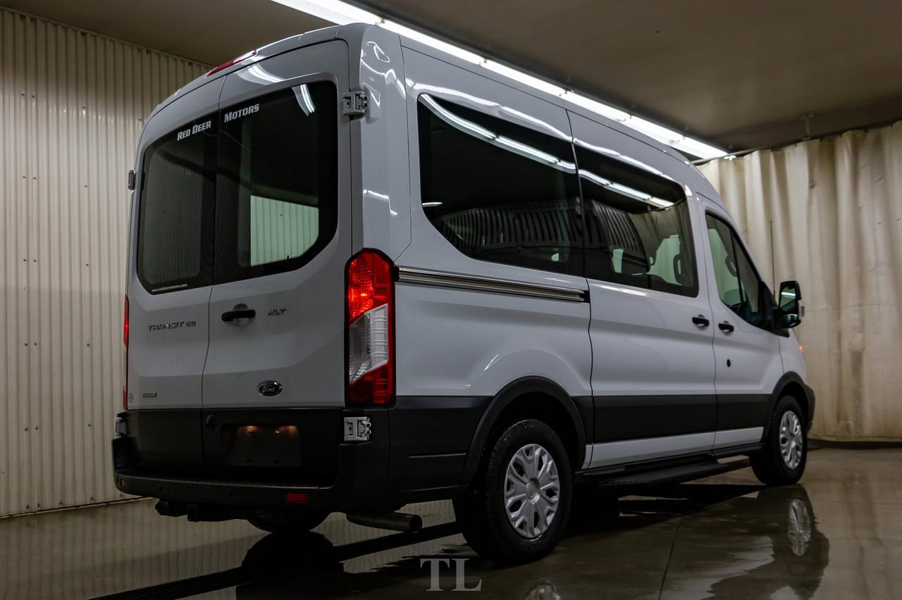 2017 Ford T-150 XLT Med Roof 8 Passenger BCam Red Deer AB