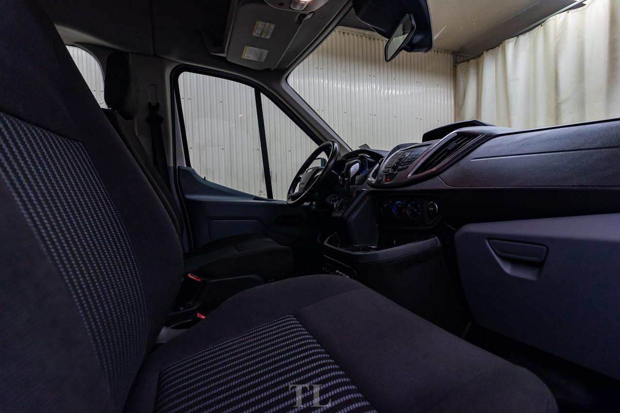 2017 Ford T-150 XLT Med Roof 8 Passenger BCam Red Deer AB