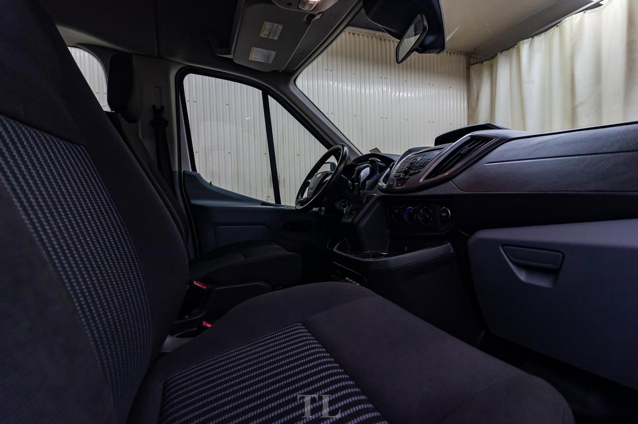 2017 Ford T-150 XLT Med Roof 8 Passenger BCam Red Deer AB