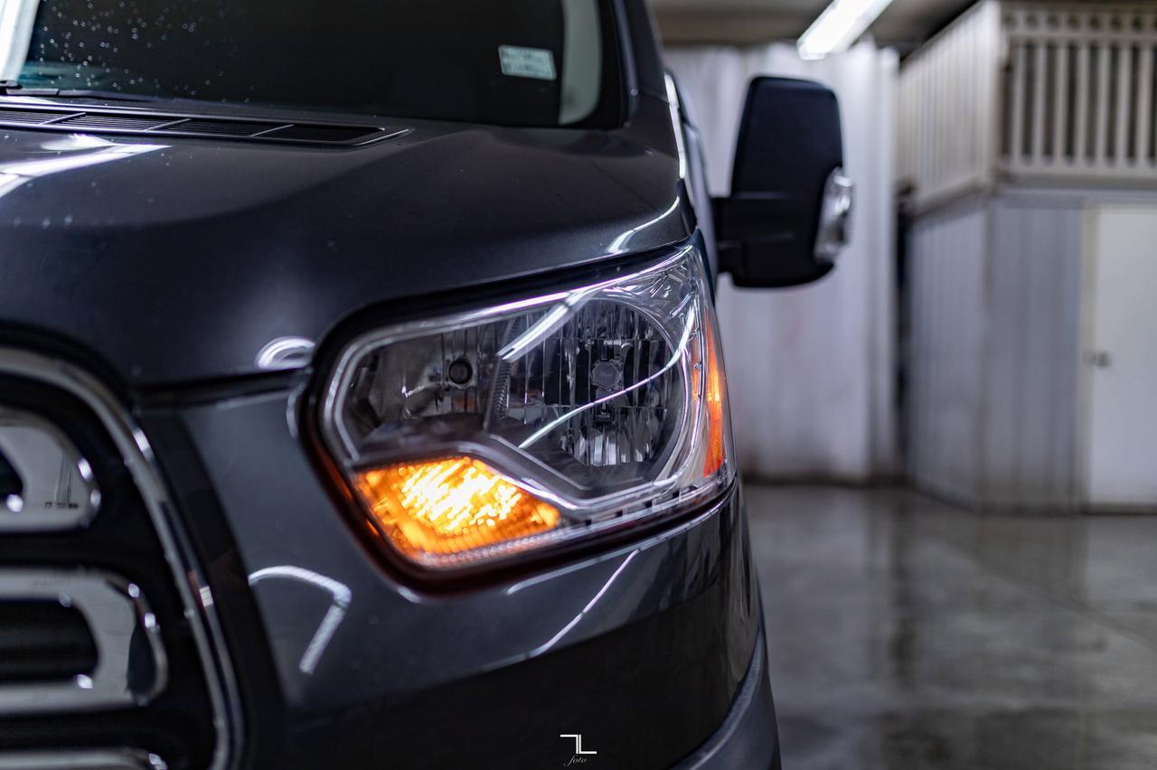 2017 Ford T-350 XLT 12 Passenger Van Nav BCam Red Deer AB