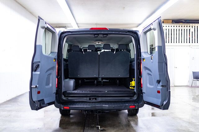 2017 Ford T-350 XLT 12 Passenger Van Nav BCam Red Deer AB