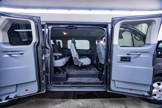 2017 Ford T-350 XLT 12 Passenger Van Nav BCam Red Deer AB