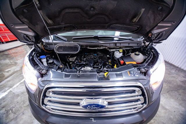 2017 Ford T-350 XLT 12 Passenger Van Nav BCam Red Deer AB