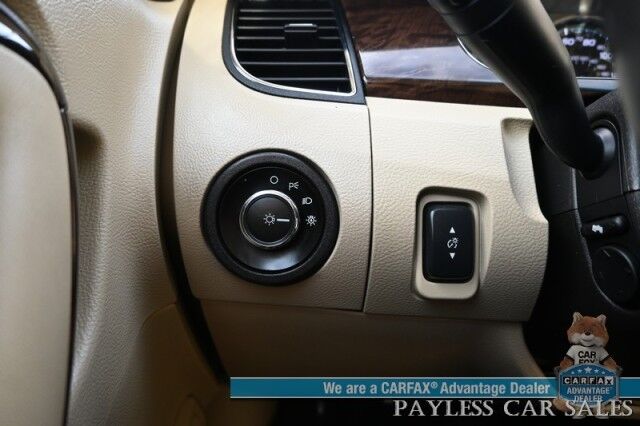 2017 Ford Taurus Limited / Auto Start / Heated & Cooled Leather Seats / Heated Steering Wheel / Sony Speakers / Navigation / Heated Rear Seats / Apple CarPlay & Android Auto / Back Up Camera / New Tires Anchorage AK