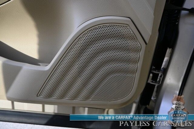 2017 Ford Taurus Limited / Auto Start / Heated & Cooled Leather Seats / Heated Steering Wheel / Sony Speakers / Navigation / Heated Rear Seats / Apple CarPlay & Android Auto / Back Up Camera / New Tires Anchorage AK