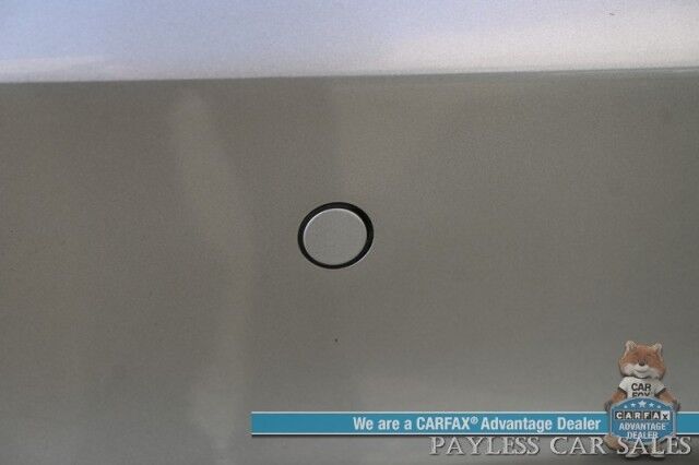 2017 Ford Taurus Limited / Auto Start / Power Heated & Cooled Leather Seats / Heated Steering Wheel / Sony Speakers / NAV / Apple CarPlay & Android Auto / Back Up Camera / Cruise Control / New Tires Anchorage AK