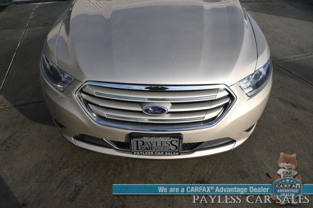 2017 Ford Taurus Limited / Auto Start / Power Heated & Cooled Leather Seats / Heated Steering Wheel / Sony Speakers / NAV / Apple CarPlay & Android Auto / Back Up Camera / Cruise Control / New Tires Anchorage AK