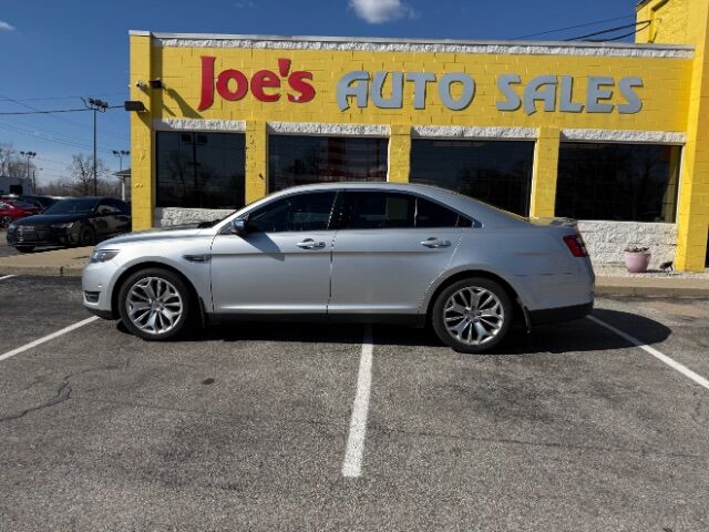 2017 Ford Taurus Limited