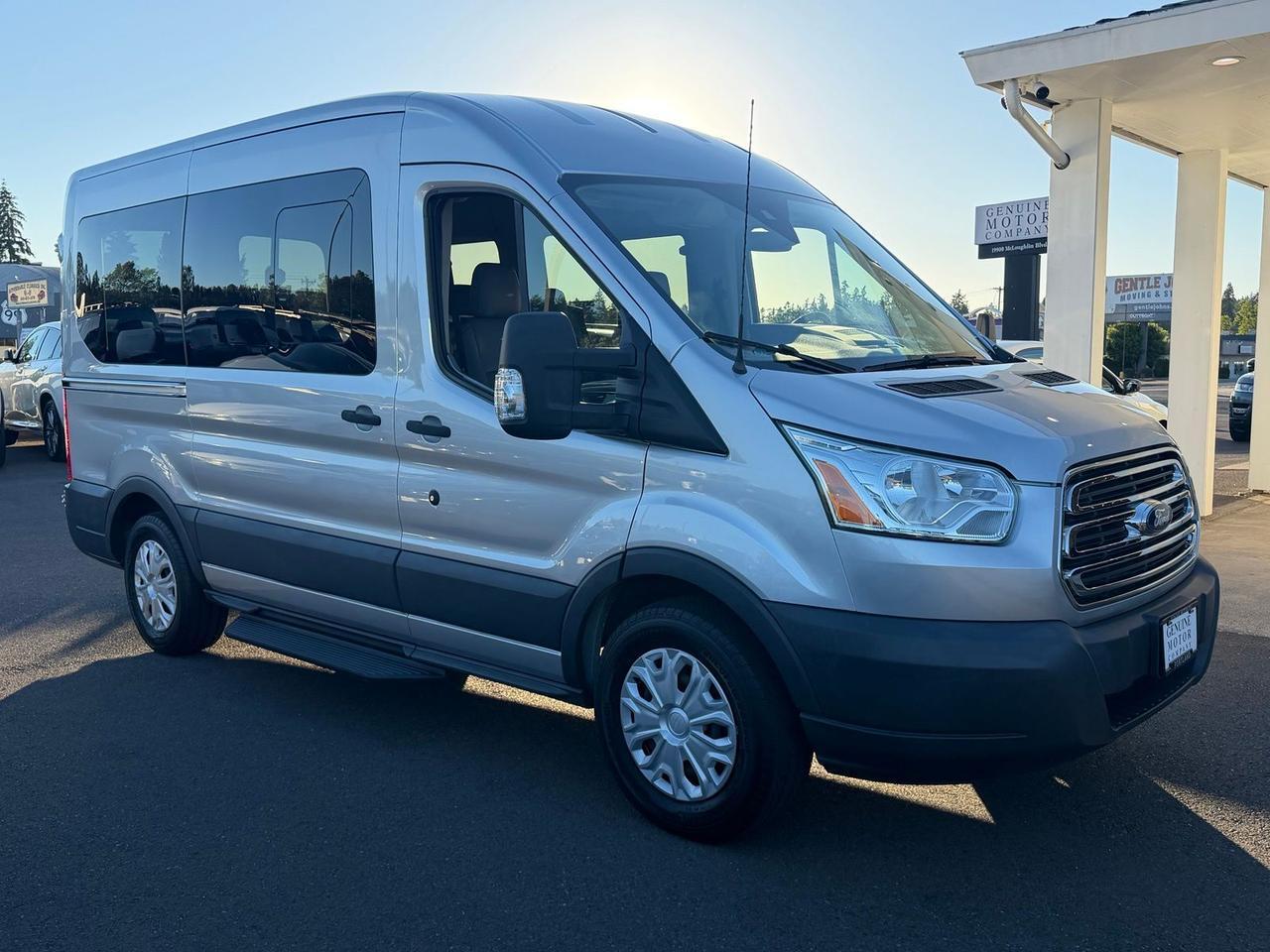 2017 Ford Transit-150 XLT