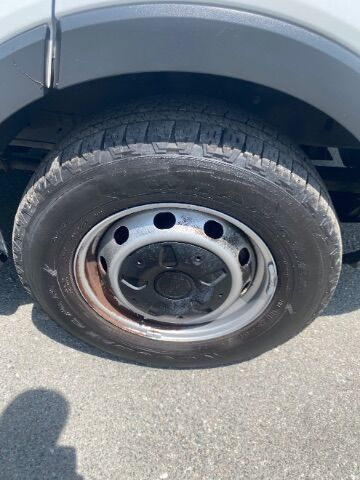 2017 Ford Transit-150 w/RH Sliding Door Low Roof 147.6  WB Charlotte NC