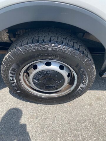 2017 Ford Transit-150 w/RH Sliding Door Low Roof 147.6  WB Charlotte NC