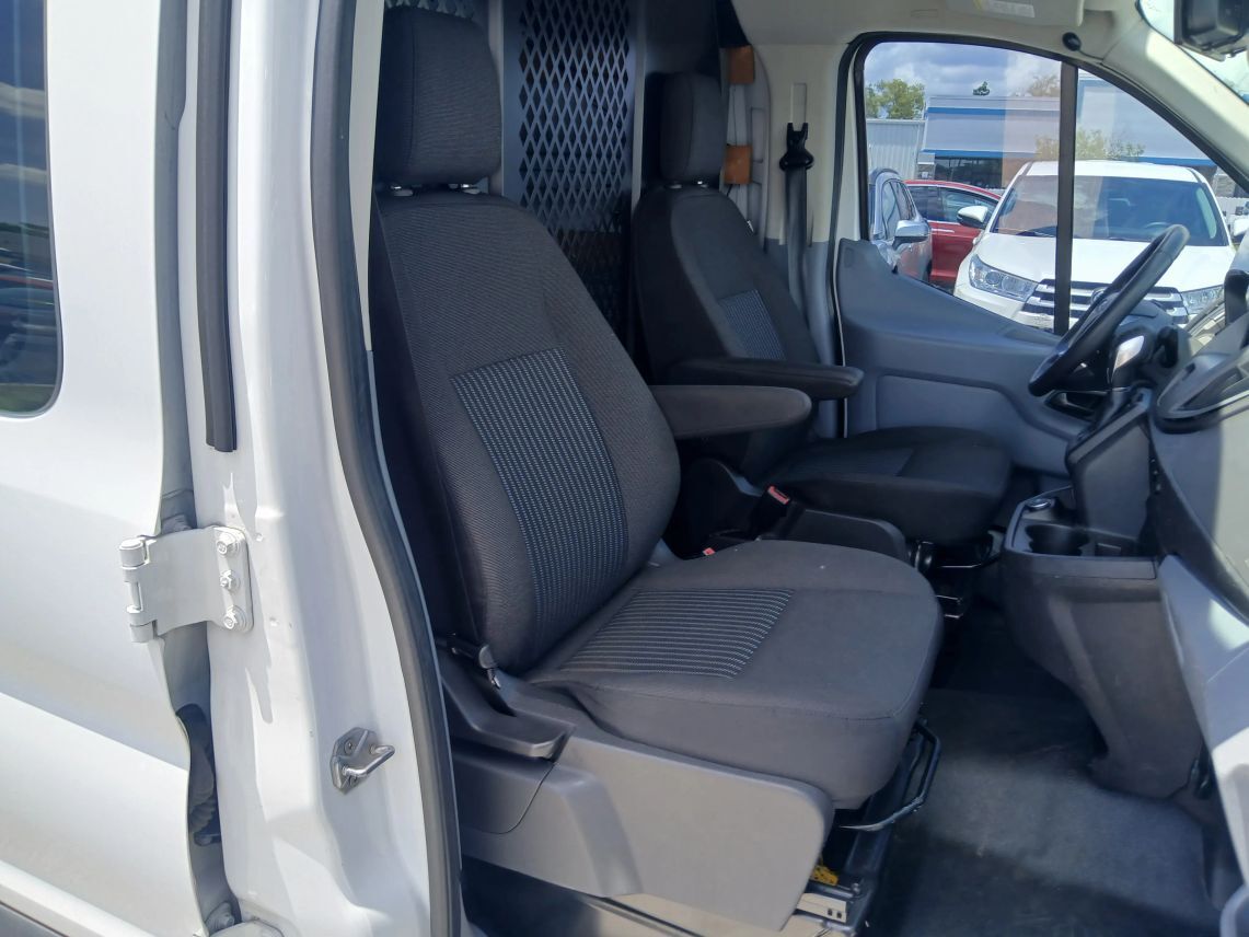 2017 Ford Transit 250 Van Low Roof w/60/40 Side Door w/RWB Van 3D Maitland FL