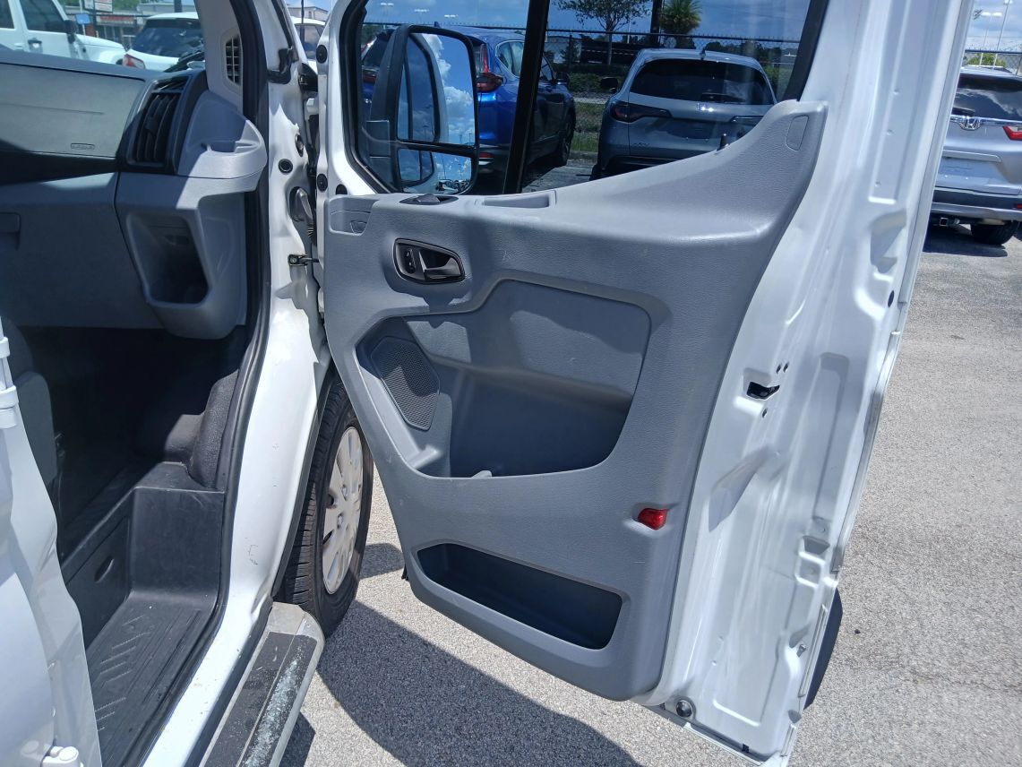 2017 Ford Transit 250 Van Low Roof w/60/40 Side Door w/RWB Van 3D Maitland FL