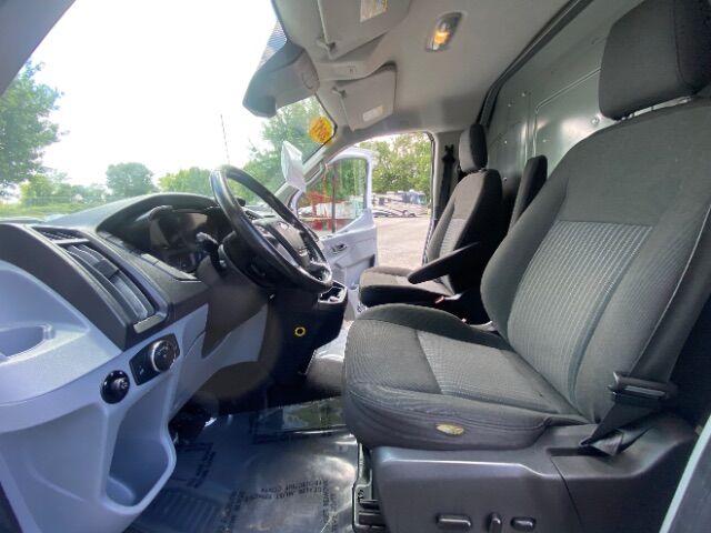 2017 Ford Transit-250 w/RH Sliding Door Low Roof 129.9 WB Kannapolis NC
