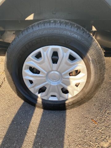 2017 Ford Transit-250 w/RH Sliding Door Low Roof 129.9  WB Charlotte NC