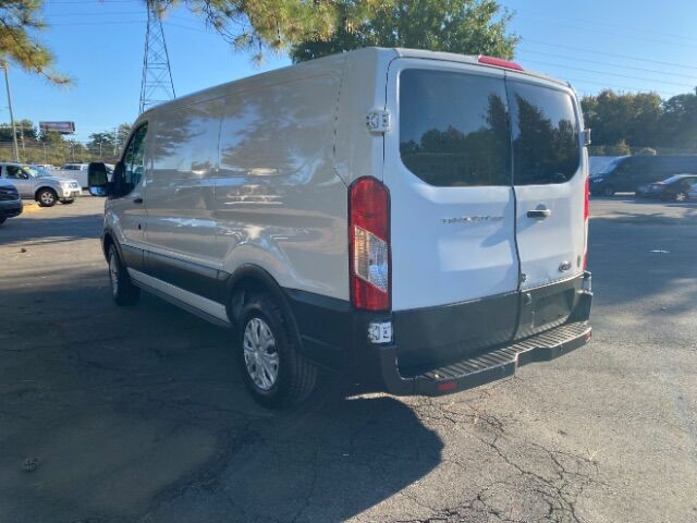 2017 Ford Transit-250 w/RH Sliding Door Low Roof 129.9  WB Charlotte NC