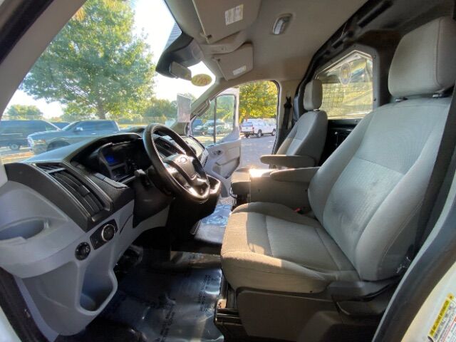 2017 Ford Transit-250 w/RH Sliding Door Low Roof 129.9  WB Charlotte NC