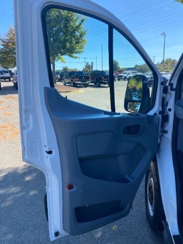 2017 Ford Transit-250 w/RH Swing-Out Doors Low Roof Charlotte NC