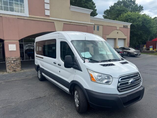 2017 Ford Transit 350 Wagon Med. Roof XL w/Sliding Pass. 148-in. WB