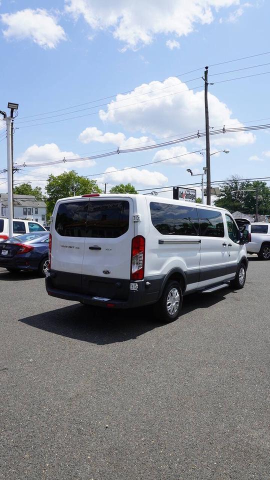 2017 Ford Transit 350 XLT 3dr LWB Low Roof Passenger Van w/60/40 Side Doors Edison NJ