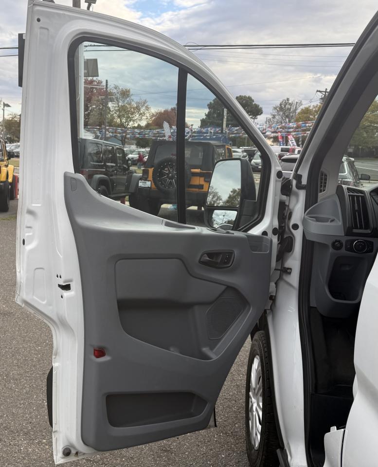 2017 Ford Transit 350 XLT 3dr LWB Low Roof Passenger Van w/Sliding Side Door Edison NJ