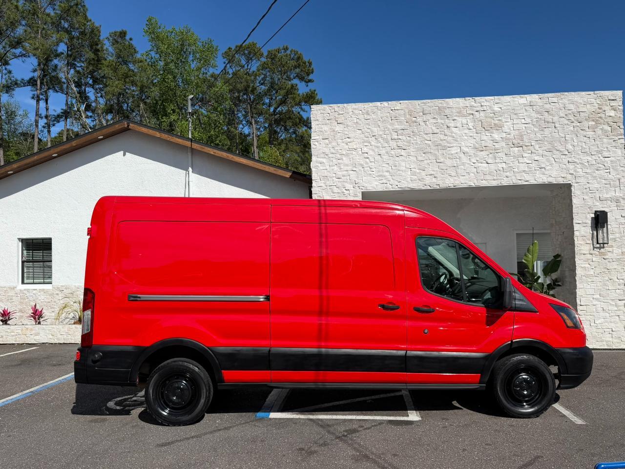 2017 Ford Transit Van T-250 148" Med Rf 9000 GVWR Sliding RH Dr Jacksonville FL