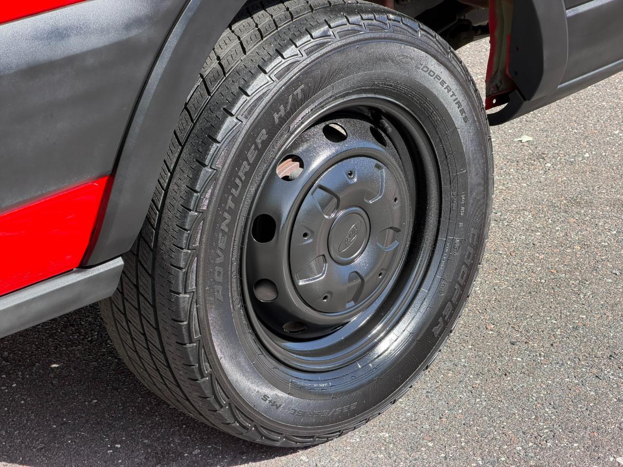 2017 Ford Transit Van T-250 148" Med Rf 9000 GVWR Sliding RH Dr Jacksonville FL