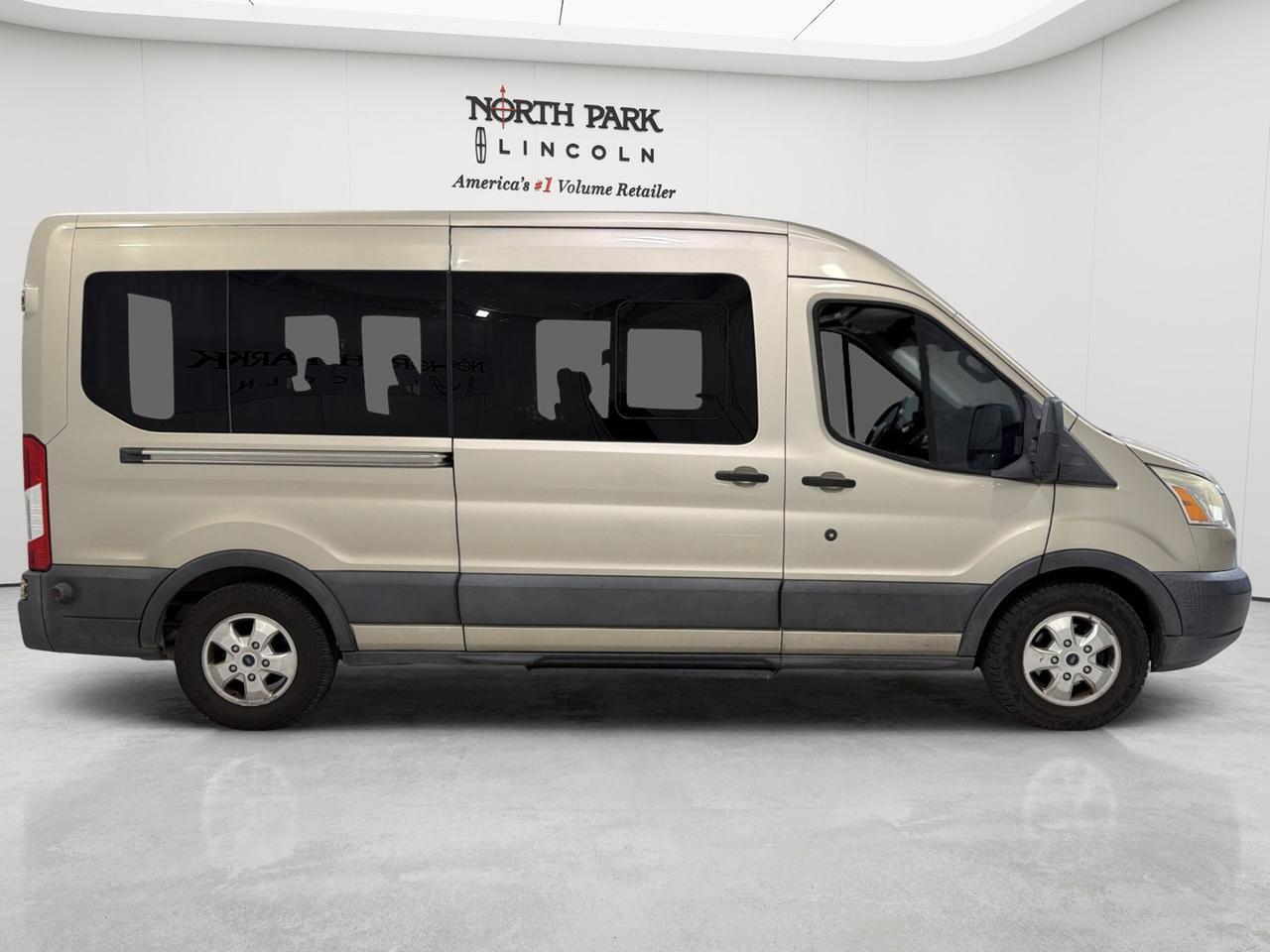 2017 Ford Transit Wagon XLT San Antonio TX