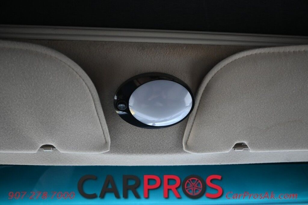 2017 Forest River Leprechaun M-230CB - 6.8L V10 Triton - 4.0 kW Onan Generator - 3 Burner Stove - Microwave - Refrigerator - Sleeps 7 - Power Awning - Bathroom w/ Shower - Queen Bed - Tow Package Anchorage AK