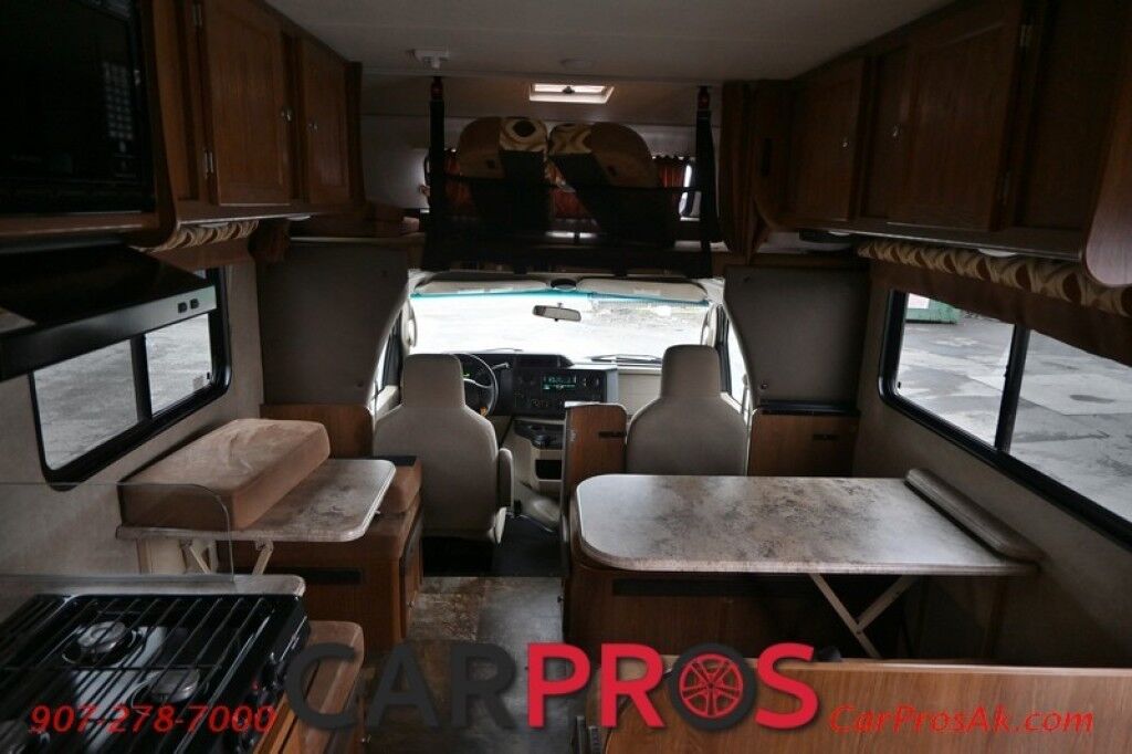 2017 Forest River Leprechaun M-230CB - 6.8L V10 Triton - 4.0 kW Onan Generator - 3 Burner Stove - Microwave - Refrigerator - Sleeps 7 - Power Awning - Bathroom w/ Shower - Queen Bed - Tow Package Anchorage AK