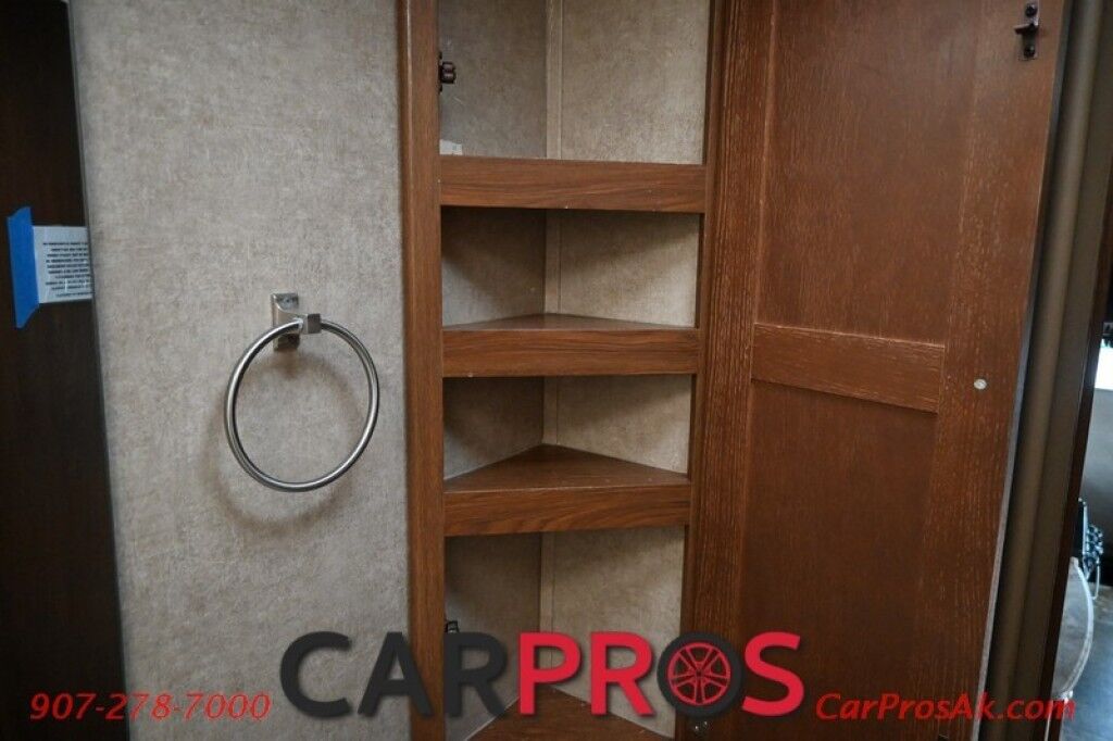 2017 Forest River Leprechaun M-230CB - 6.8L V10 Triton - 4.0 kW Onan Generator - 3 Burner Stove - Microwave - Refrigerator - Sleeps 7 - Power Awning - Bathroom w/ Shower - Queen Bed - Tow Package Anchorage AK