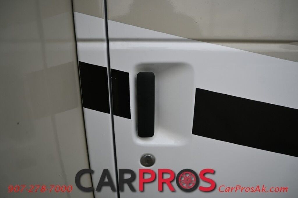 2017 Forest River Leprechaun M-230CB - 6.8L V10 Triton - 4.0 kW Onan Generator - 3 Burner Stove - Microwave - Refrigerator - Sleeps 7 - Power Awning - Bathroom w/ Shower - Queen Bed - Tow Package Anchorage AK