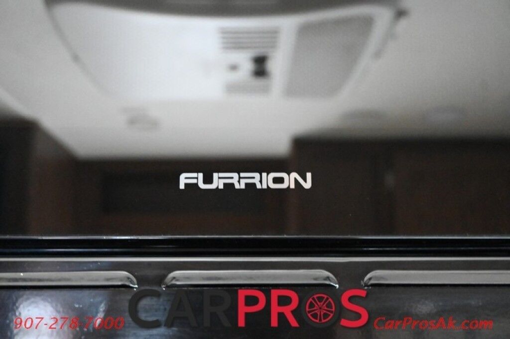 2017 Forest River Leprechaun M-230CB - 6.8L V10 Triton - 4.0 kW Onan Generator - 3 Burner Stove - Microwave - Refrigerator - Sleeps 7 - Power Awning - Bathroom w/ Shower - Queen Bed - Tow Package Anchorage AK