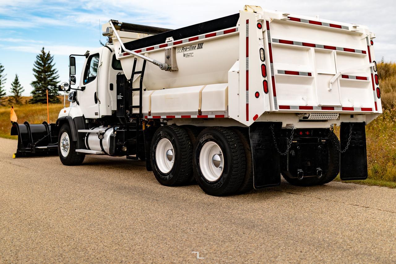 2017 Freightliner 108SD Dump Plow Sanding Truck Diesel Red Deer AB