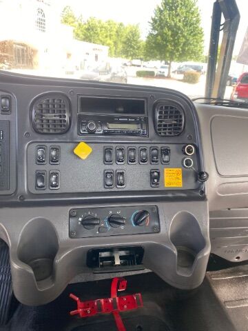 2017 Freightliner M2 106 4 CARS HAULER ROLLBACK Dallas NC