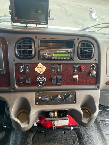 2017 Freightliner M2 106 724 Charlotte NC