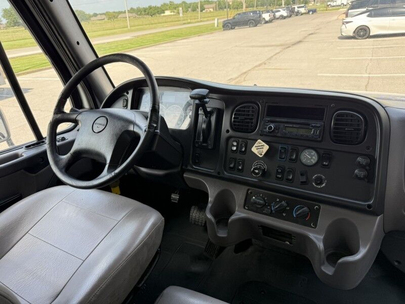 2017 Freightliner M2 106 Diesel Box Truck Collinsville OK