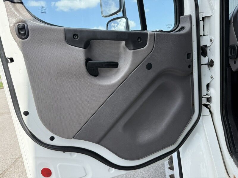 2017 Freightliner M2 106 Diesel Box Truck Collinsville OK