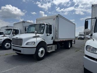 Freightliner M2 18 Ft Box Truck 2017