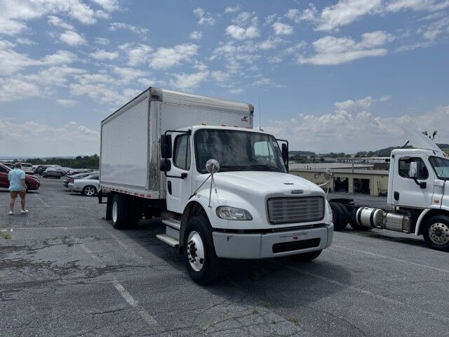 2017 Freightliner M2 18 Ft Box Truck