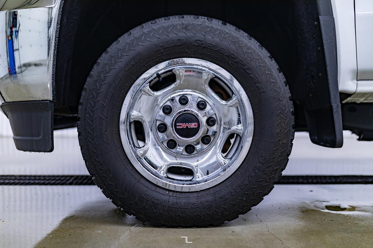 2017 GMC 2500HD 4x4 Reg Cab Sierra Longbox Red Deer AB