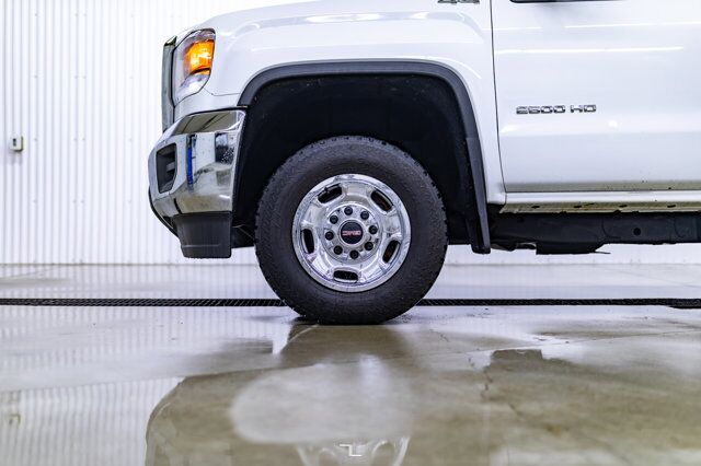 2017 GMC 2500HD 4x4 Reg Cab Sierra Longbox Red Deer AB