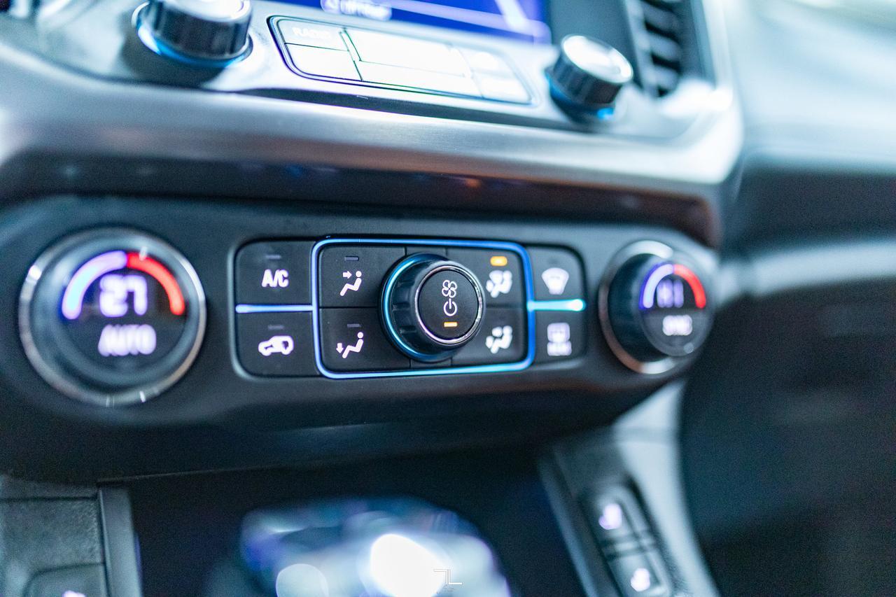 2017 GMC Acadia AWD SLT All Terrain Leather Nav BCam Red Deer AB