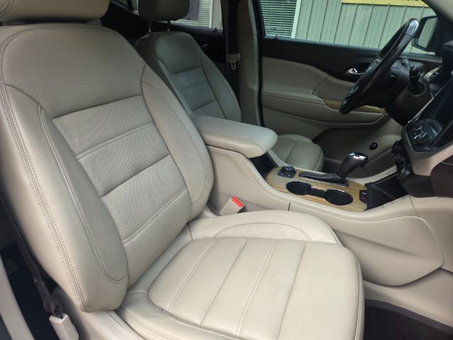 2017 GMC Acadia Denali Elgin IL