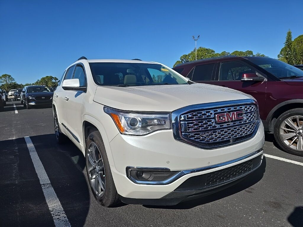 2017 GMC Acadia Denali Oshkosh WI