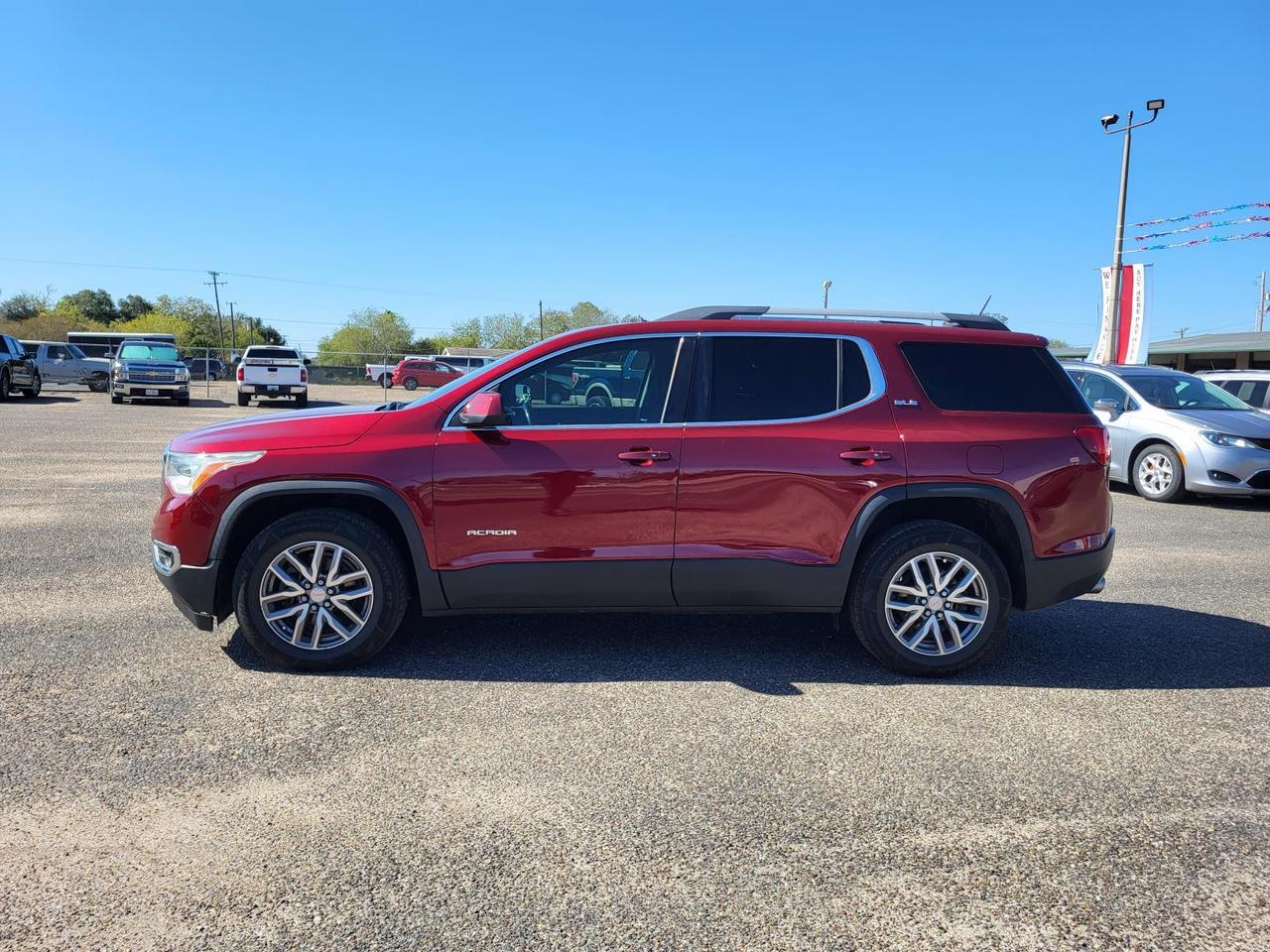 2017 GMC Acadia FWD 4dr SLE w/SLE-2 Beeville TX